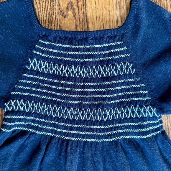 Knit dress with smocking - Picture 2 of 2